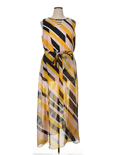 Pre-owned Lane Bryant Casual Dress In Yellow