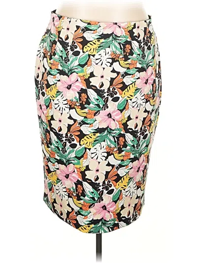 Pre-owned Lane Bryant Casual Skirt In Green