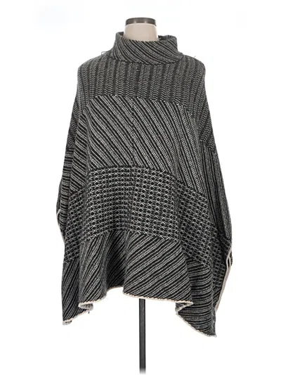 Pre-owned Lane Bryant Poncho In Gray
