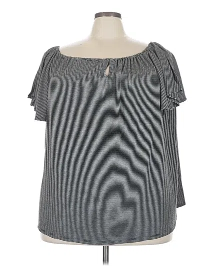Pre-owned Lane Bryant Short Sleeve T-shirt In Gray