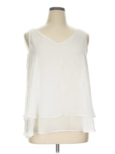 Pre-owned Lane Bryant Sleeveless Blouse In Ivory