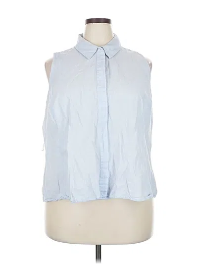 Pre-owned Lane Bryant Sleeveless Button Down Shirt In Blue