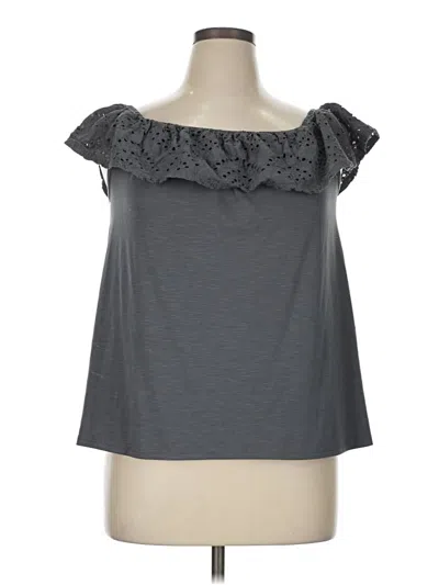 Pre-owned Lane Bryant Sleeveless T-shirt In Gray