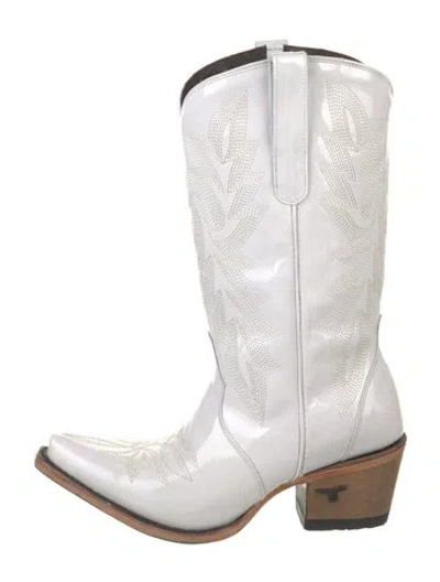 Pre-owned Lane Patent Leather Embroidered Accent Western Boots In White