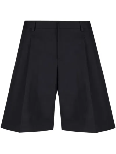 Laneus Gabardine Bermuda Shorts In Black
