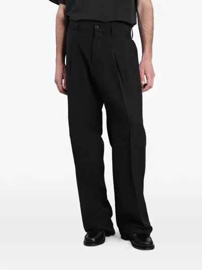 Laneus Pleated Straight-leg Trousers In Black