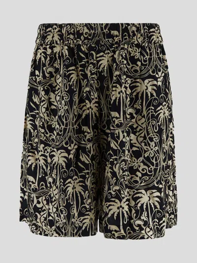 Laneus Shorts In Black