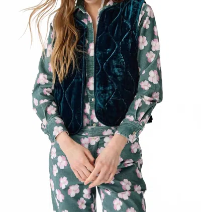 Lanhtropy Waves Silk Velvet Quilted Vest In Teal In Blue