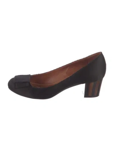 Pre-owned Lanvin Bow Accents Pumps In Black