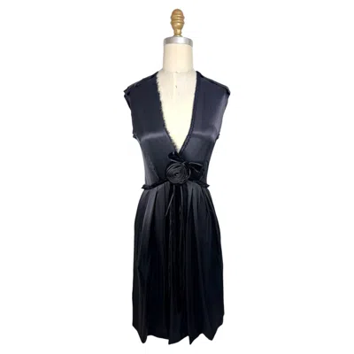 Pre-owned Lanvin Hiver 2005 Black Satin Rosette Plunge Neck Pleated Dress