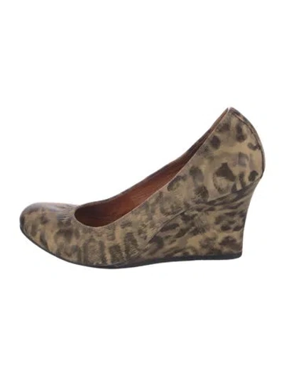 Pre-owned Lanvin Leather Animal Print Pumps In Brown