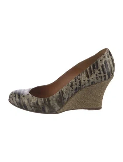 Pre-owned Lanvin Leather Animal Print Pumps In Neutral