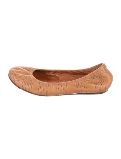Pre-owned Lanvin Leather Ballet Flats In Neutral