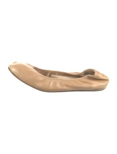 Pre-owned Lanvin Leather Ballet Flats In Neutral