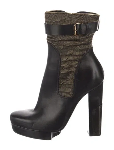 Pre-owned Lanvin Leather Boots In Black