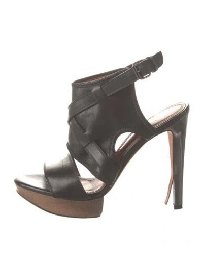 Pre-owned Lanvin Leather Cutout Accent Sandals In Brown