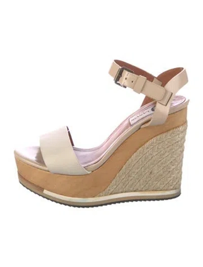 Pre-owned Lanvin Leather Espadrilles In Neutral