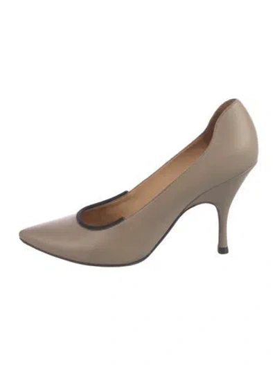 Pre-owned Lanvin Leather Grosgrain Trim Pumps In Neutral
