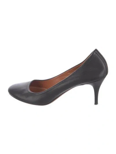 Pre-owned Lanvin Leather Pumps In Black