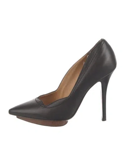 Pre-owned Lanvin Leather Pumps In Black