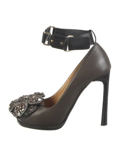 Pre-owned Lanvin Leather Pumps In Black