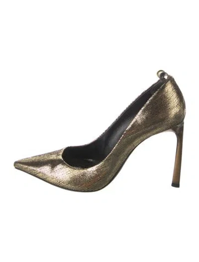 Pre-owned Lanvin Leather Pumps In Gold