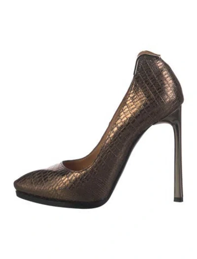 Pre-owned Lanvin Leather Pumps In Neutral
