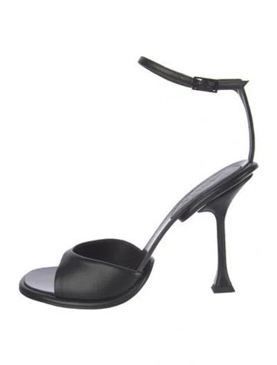 Pre-owned Lanvin Leather Sandals In Black