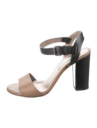 Pre-owned Lanvin Leather Sandals In Black/neutrals