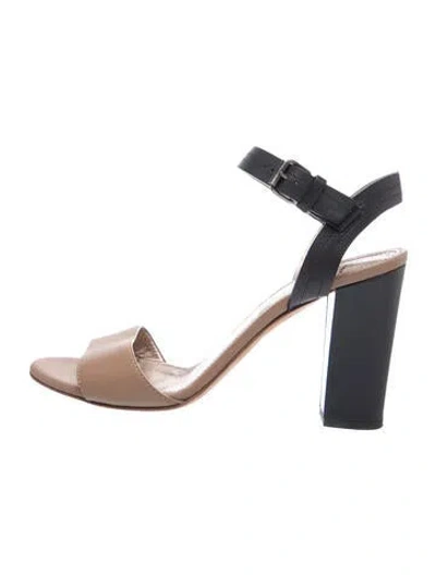 Pre-owned Lanvin Leather Sandals In Black/neutrals