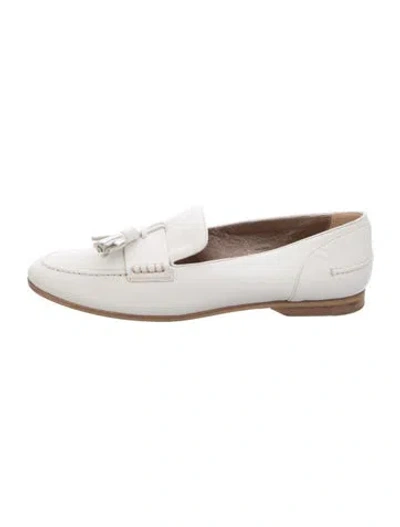 Pre-owned Lanvin Leather Tassel Accents Loafers In White