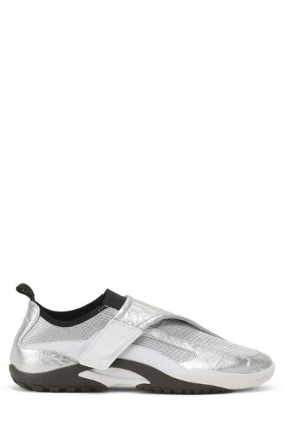 Lanvin Lnv1 Sneakers In Crinkled Metallic Leather In Silver