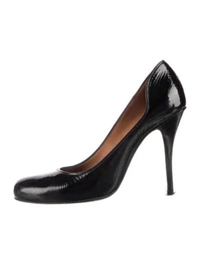 Pre-owned Lanvin Patent Leather Pumps In Black