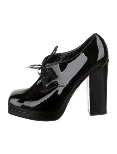 Pre-owned Lanvin Patent Leather Pumps In Black