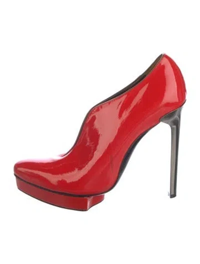Pre-owned Lanvin Patent Leather Pumps In Red