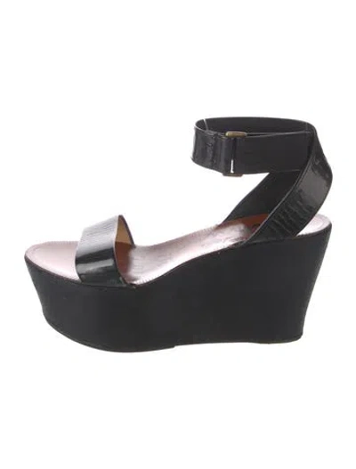 Pre-owned Lanvin Patent Leather Sandals In Black