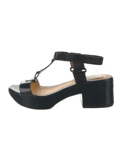Pre-owned Lanvin Patent Leather T-strap Sandals In Green
