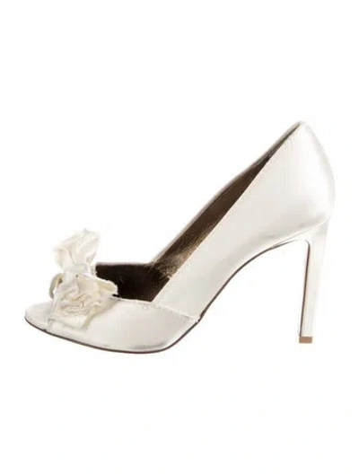 Pre-owned Lanvin Satin Bow Accents D'orsay Pumps In White