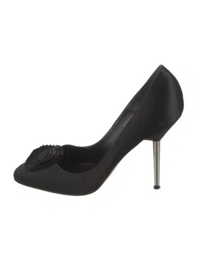 Pre-owned Lanvin Satin Pumps In Black