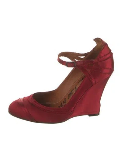 Pre-owned Lanvin Satin Pumps In Red
