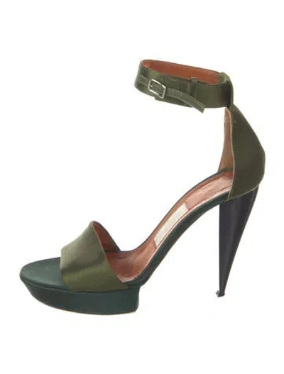 Pre-owned Lanvin Satin Sandals In Green