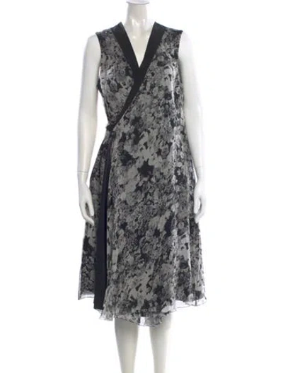 Pre-owned Lanvin Silk Midi Length Dress In Green