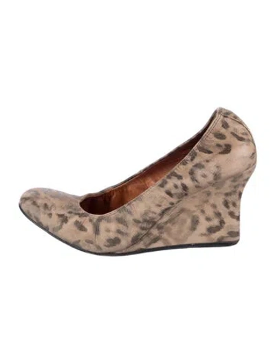 Pre-owned Lanvin Suede Animal Print Pumps In Neutrals