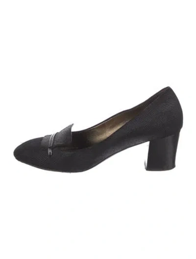 Pre-owned Lanvin Suede Pumps In Black