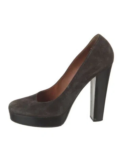 Pre-owned Lanvin Suede Pumps In Brown