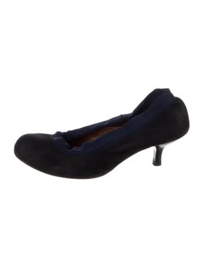 Pre-owned Lanvin Suede Pumps In Multi