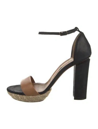 Pre-owned Lanvin Suede Sandals In Neutral