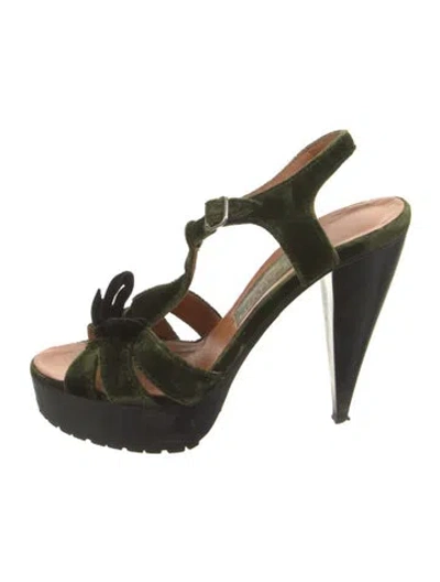 Pre-owned Lanvin Velvet T-strap Sandals In Green