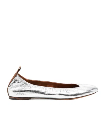 LANVIN WEAR BALLET SHOES WITH A ROUND HEAD