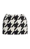 Laquan Smith Houndstooth Wool Mini Skirt In Black,white